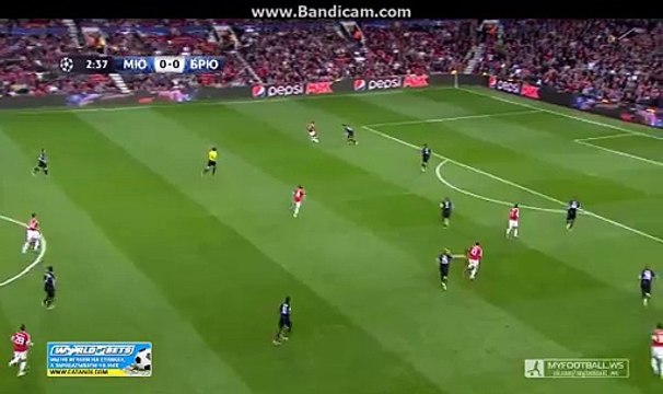 Wayne Rooney shot chance