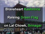 Hoisting of PAKISTANI FLAG in INDIA  'Kashmir banega Pakistan'