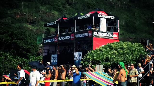 Corona Surfari Hawaii North Shore Waimea bay