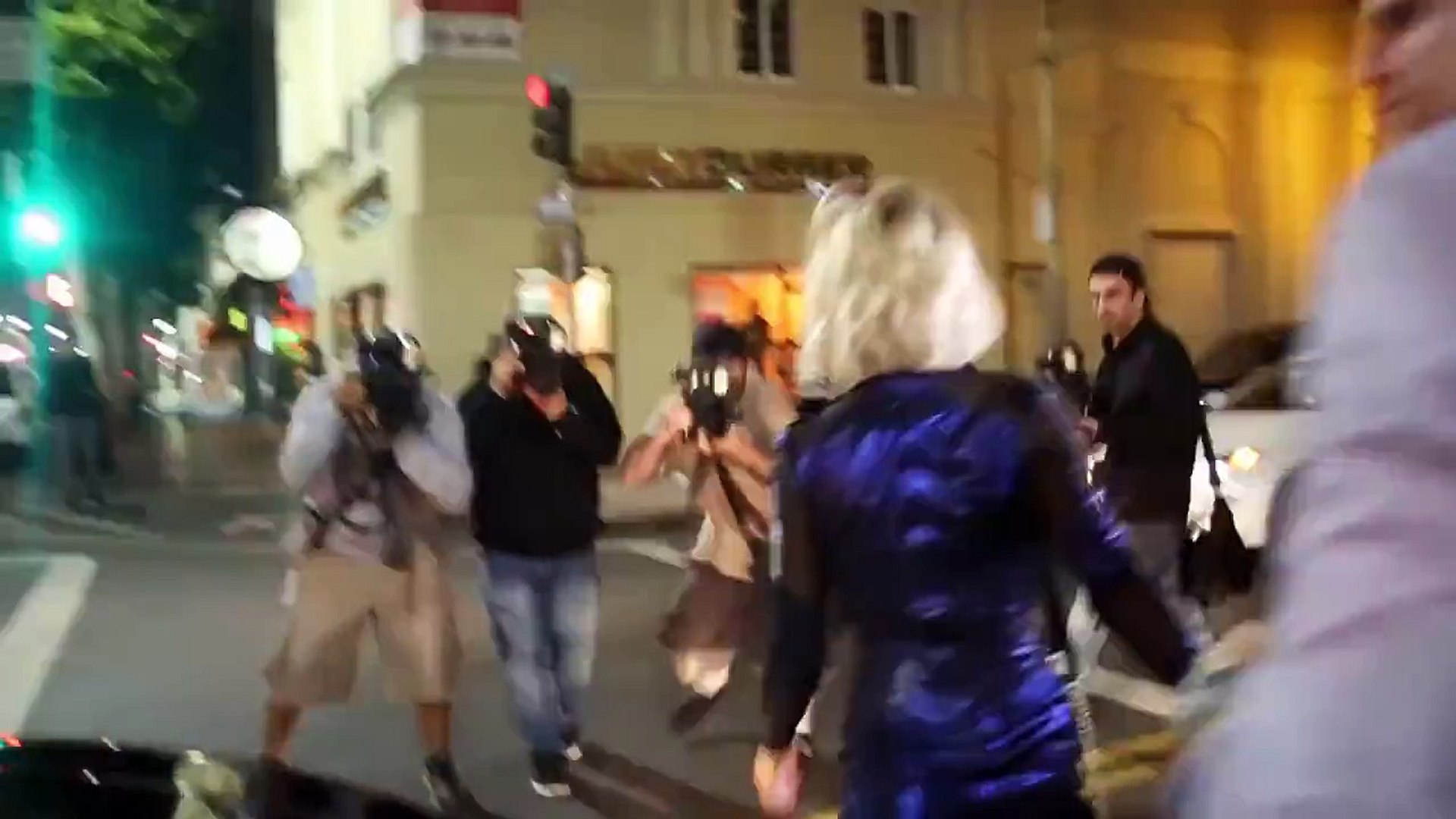 Party On Julianne Hough Gets Help Walking From Bf Brooks Laich