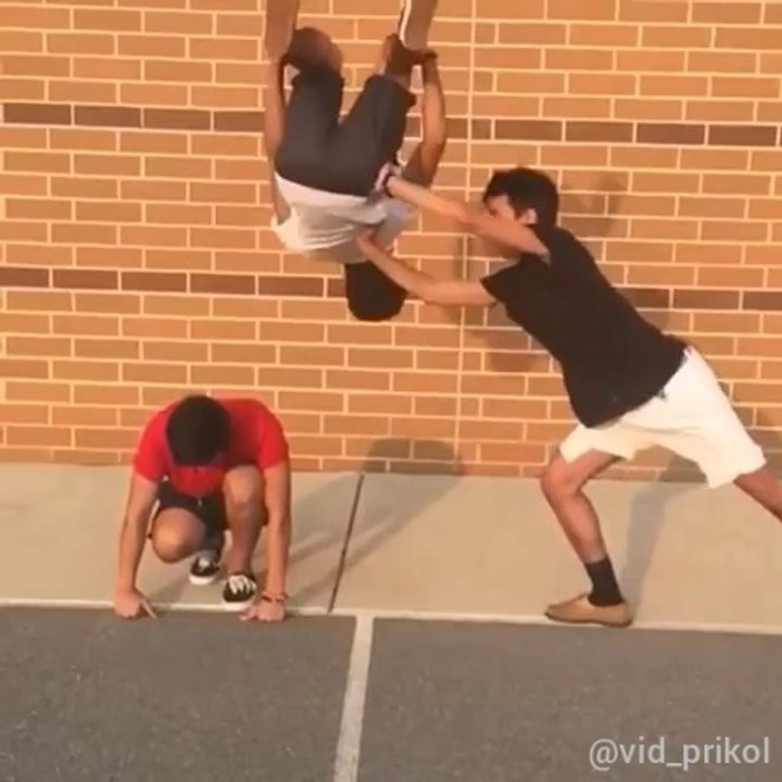 Boy Makes Unbelievable Flip Over Boy !
