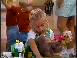 Everybody Loves Raymond - Ray Disciplines Ally