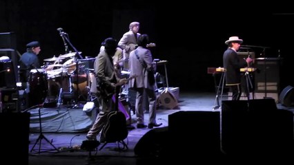 Bob Dylan - Love Sick & Not Dark Yet ( live 2011)
