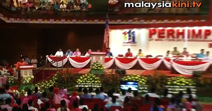 Nik Aziz, 'KO Umno' debut at Umno assembly