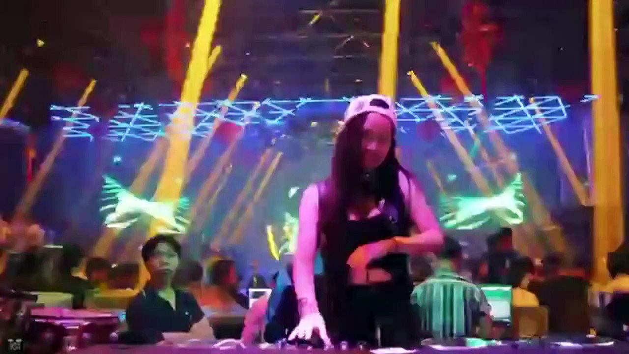 DJ Trang Moon 2015 Cực đã [Nonstop 2015]