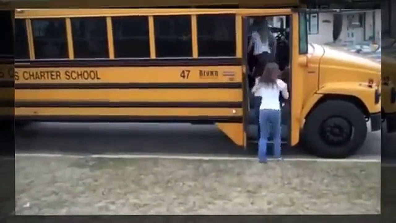The Wheels On The Bus Go Round And Round * Nursery Rhymes * Song For Kids