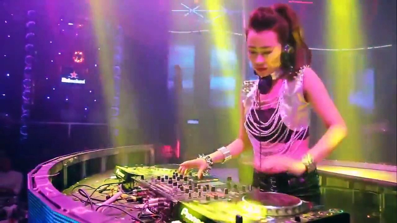 Nhạc sàn tuyển chọn - Dj soda tại Thái lan