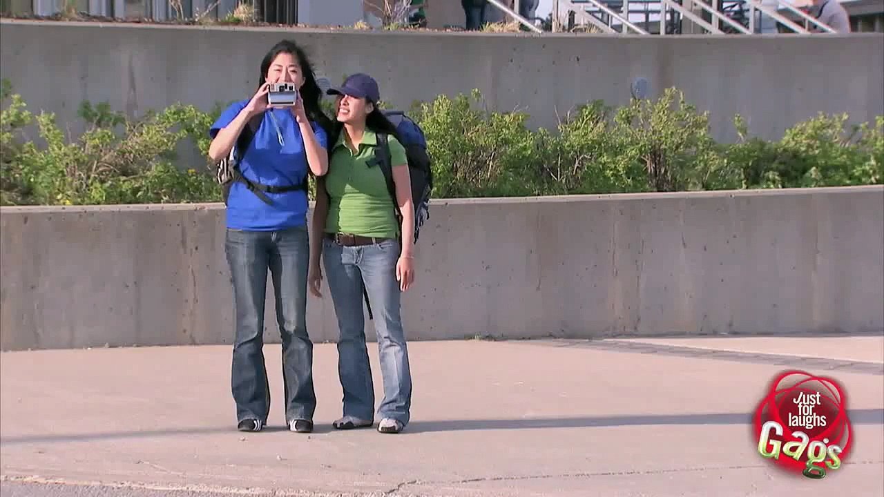 Funniest Japanese Girls Prank