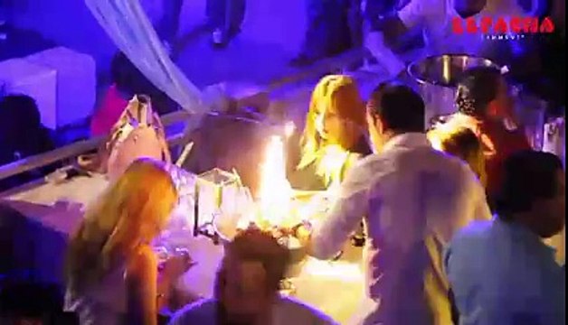 تفرج يا زوالي فيديو جديد من قلب الحدث بي الملهى الليلي الباشا
