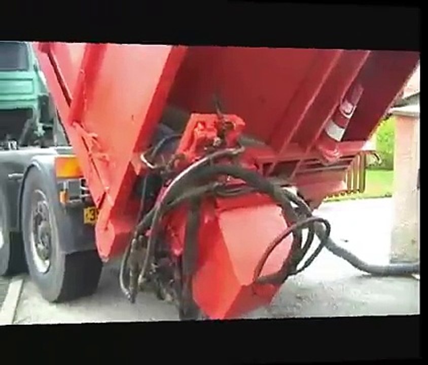 Blower Kit for bark mulch, woodchips and wood pellets