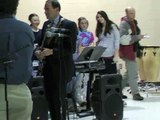 Gov. Huckabee Plays in Middle School Band