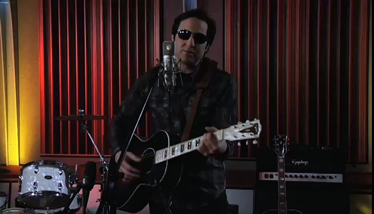 Jimmy Lloyd performs "DLMHWT" on The Jimmy Lloyd Songwriter Showcase - NBC TV - jimmylloyd.com