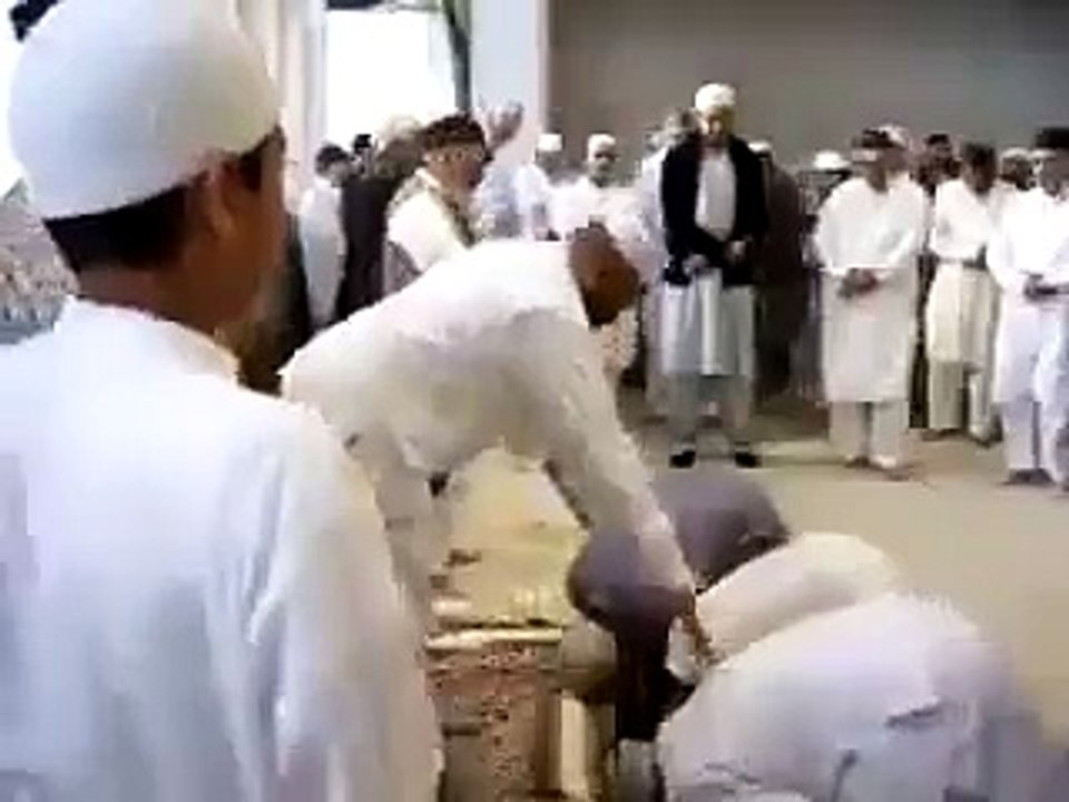 استغفراللہ یااللہ ایسا کرنے سے پہلے ہی موت دے دیں