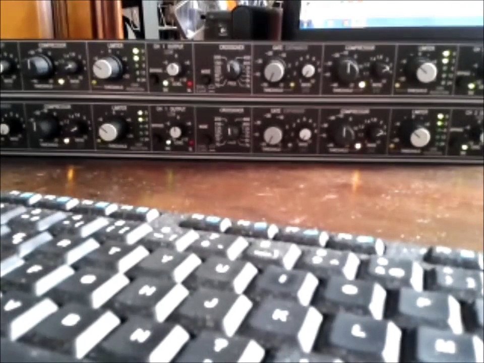 RANE DC-24 Audio Test Mode Multibande Stéréo