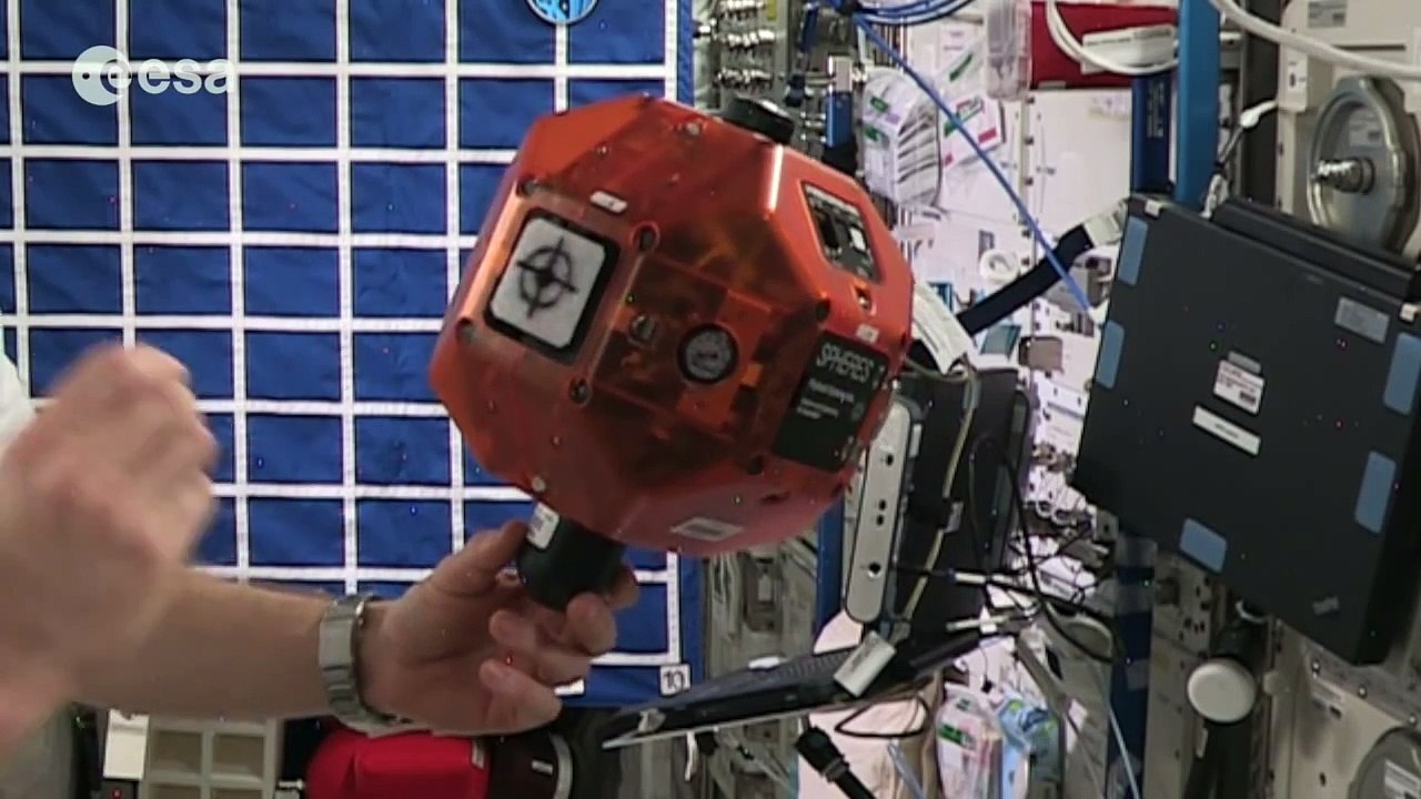 Demonstrating Rosetta’s Philae lander on the Space Station