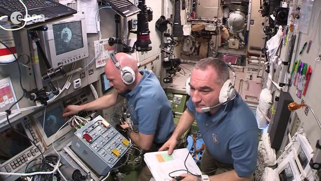 Docking the last Automated Transfer Vehicle