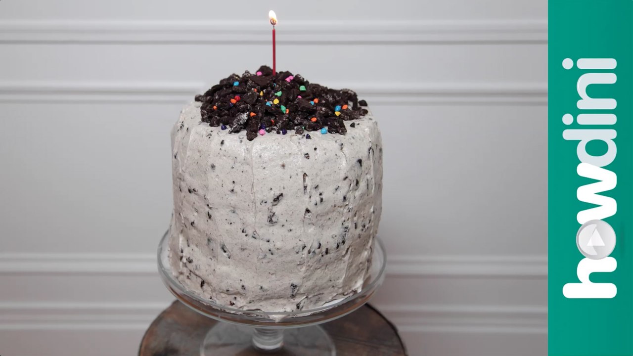 Cookies & Cream Four Layer Cake: Howdini Cakes