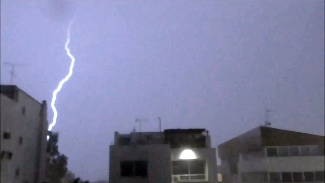 EXTREME LIGHTNING STORM