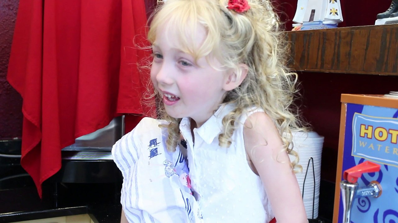 Grace McGrath on her favorite singer Elvis Presley Elvis Week 2015