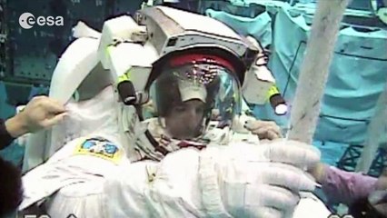 Volare spacewalk training