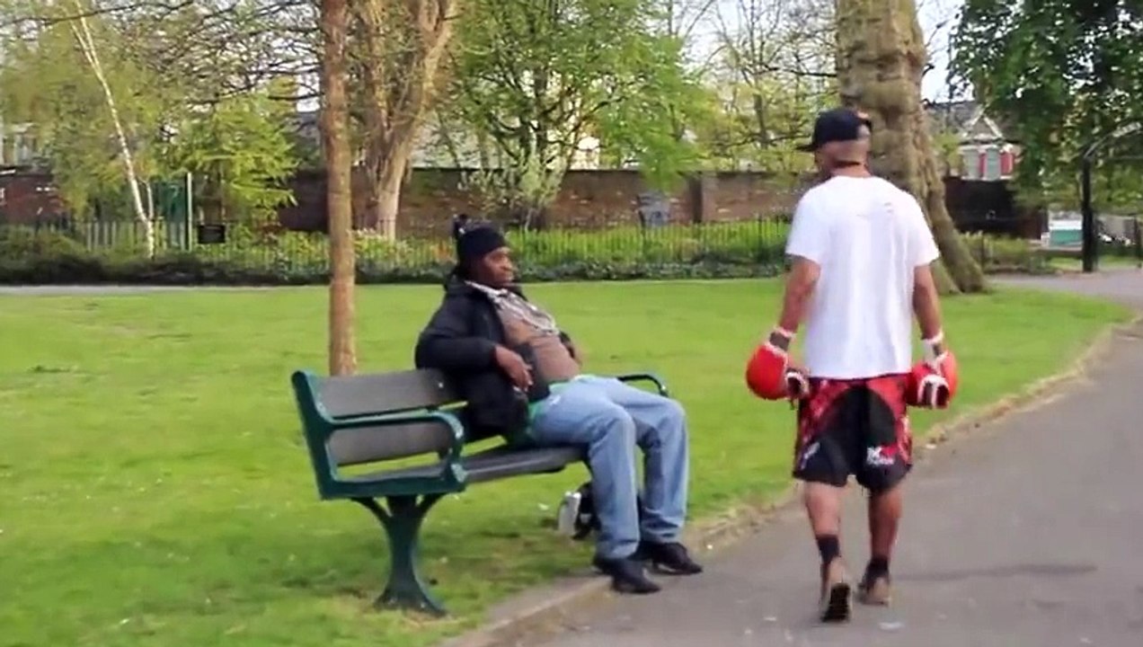Floyd Mayweather Boxing Strangers in the Hood Prank 2015
