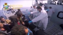 Catania - arrestati 8 scafisti per lo sbarco di migranti al porto
