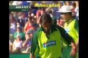 The Weirdest Cricket Shot ever by Brad Haddin against Shoaib Akhtar