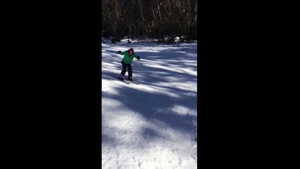 Woman loses control skiing for the first time in Thredbow, Australia
