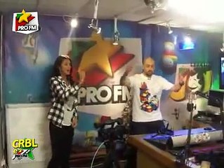 ANTONIA si CRBL danseaza hitul "Ai se eu te pego - michel teló" la ProFM