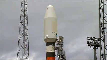 Fully-integrated Soyuz on launch pad