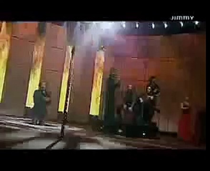 Dario Cassini Una amichevole stretta di mano