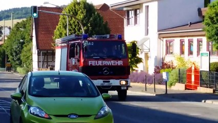 Feuerwehr Bebra & Feuerwehr Rotenburg auf Einsatzfahrt