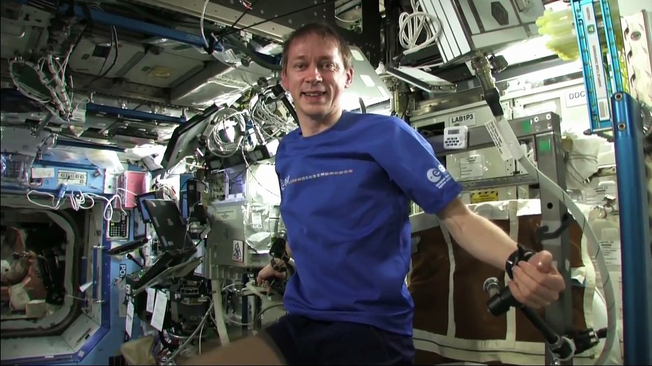 How do you keep fit in space? (Flemish)