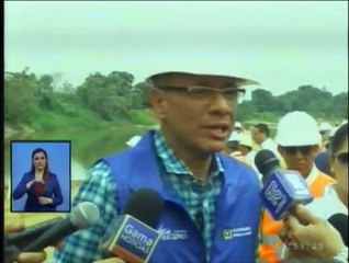 Jorge Glas presencia etapa final de la rectificación del cauce del río Daule