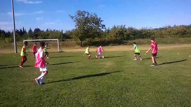 Nous recherchons des U16/U17, contacter gaetan rouchette 06.37.67.90.14