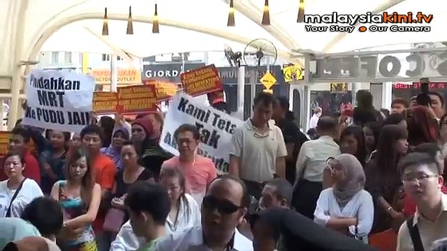 200 berdemo bantah roboh tempat berniaga