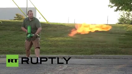 Este es el lanzallamas que han empezado a vender en EEUU para uso doméstico