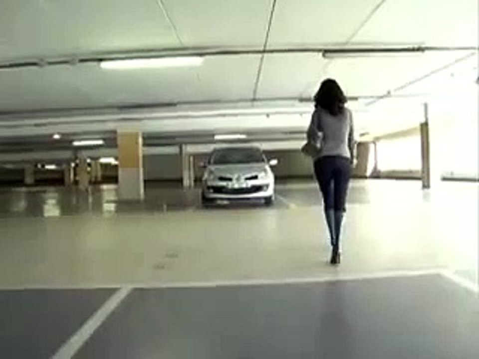 renault clio commercial