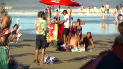 VACACIONES CHETAS | LUCAS CASTEL