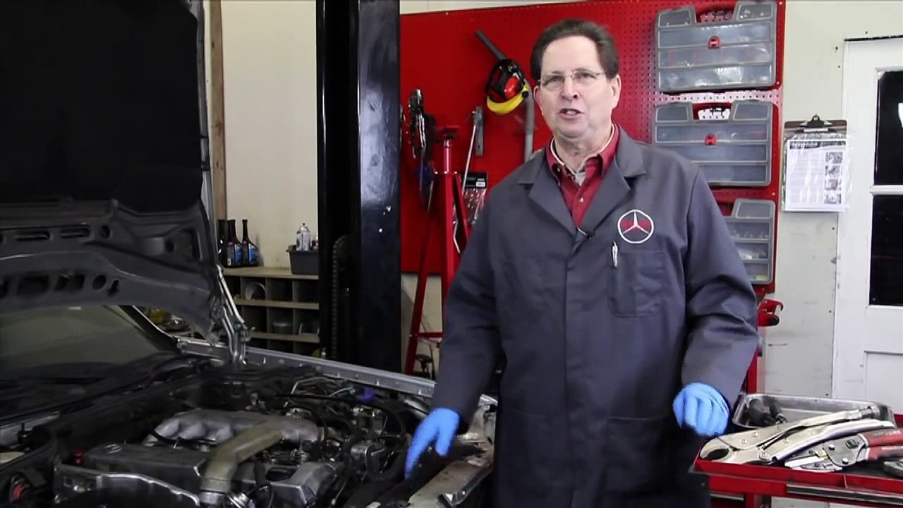 Valve Cover Breather Oil Leak Fix Solution for OM 602 and OM 603 Diesel Engine
