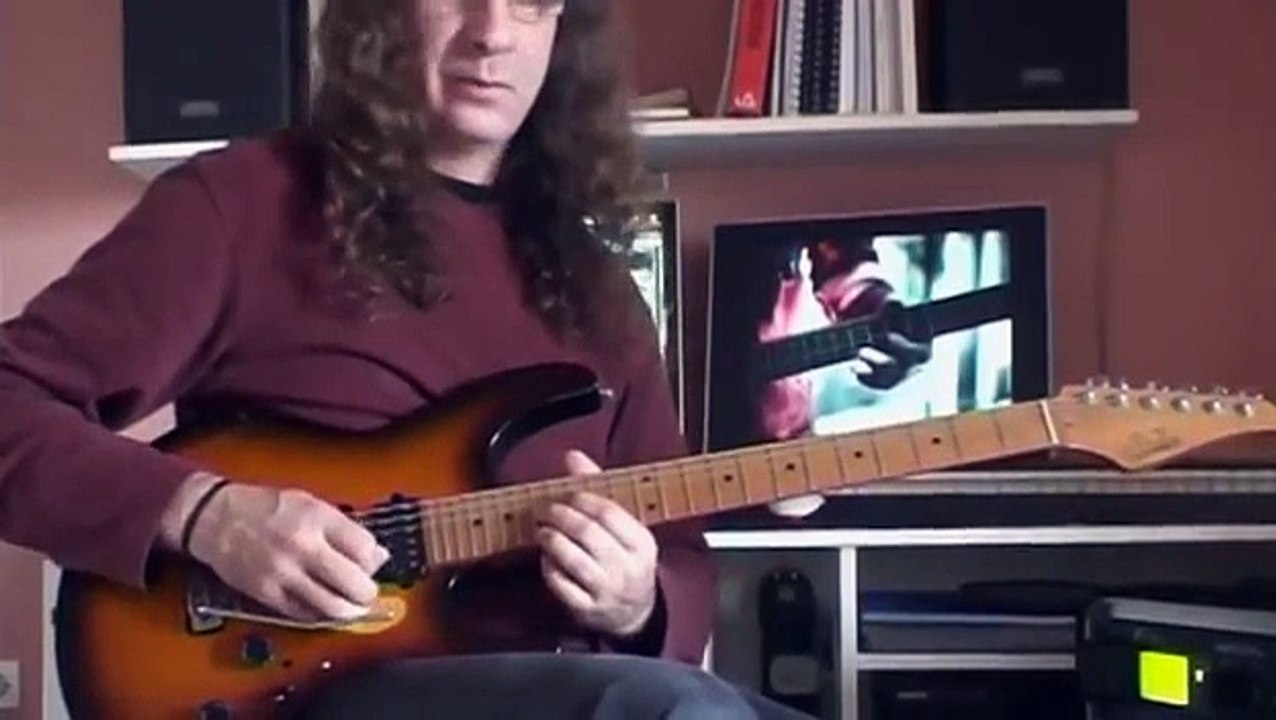 Gary Moore - The Loner  Guitar cover by Antonis Vogiatzoglou