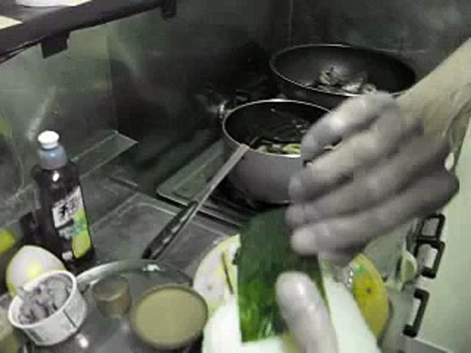 How to make Onigiri