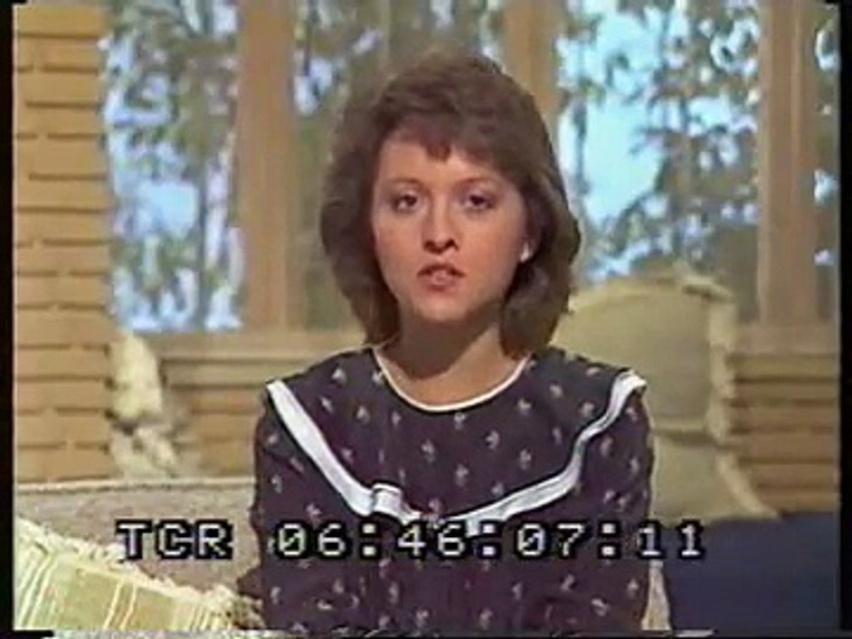 Robin Askwith newsreader for TV-am - 1984