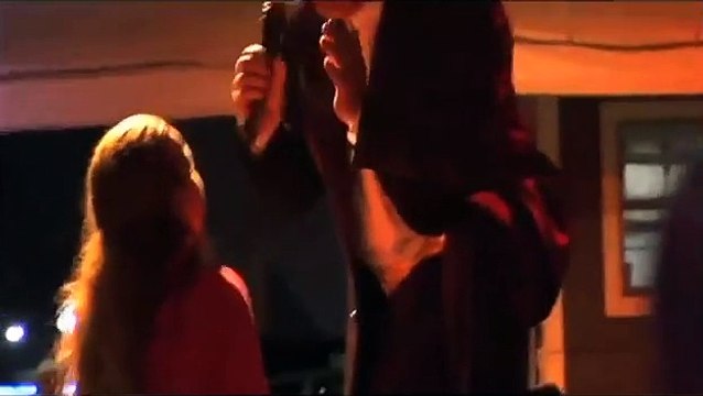 Ricky O'Boyd sings 'Suspicious Minds' at Elvis Week 2010 (vi