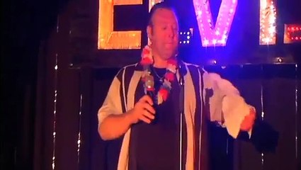 Scott Michael sings 'An American Trilogy' at Elvis Day (vide