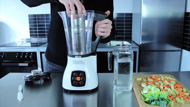 Le Quick Soupe multifonctions Blender chauffant par Pradel Premium
