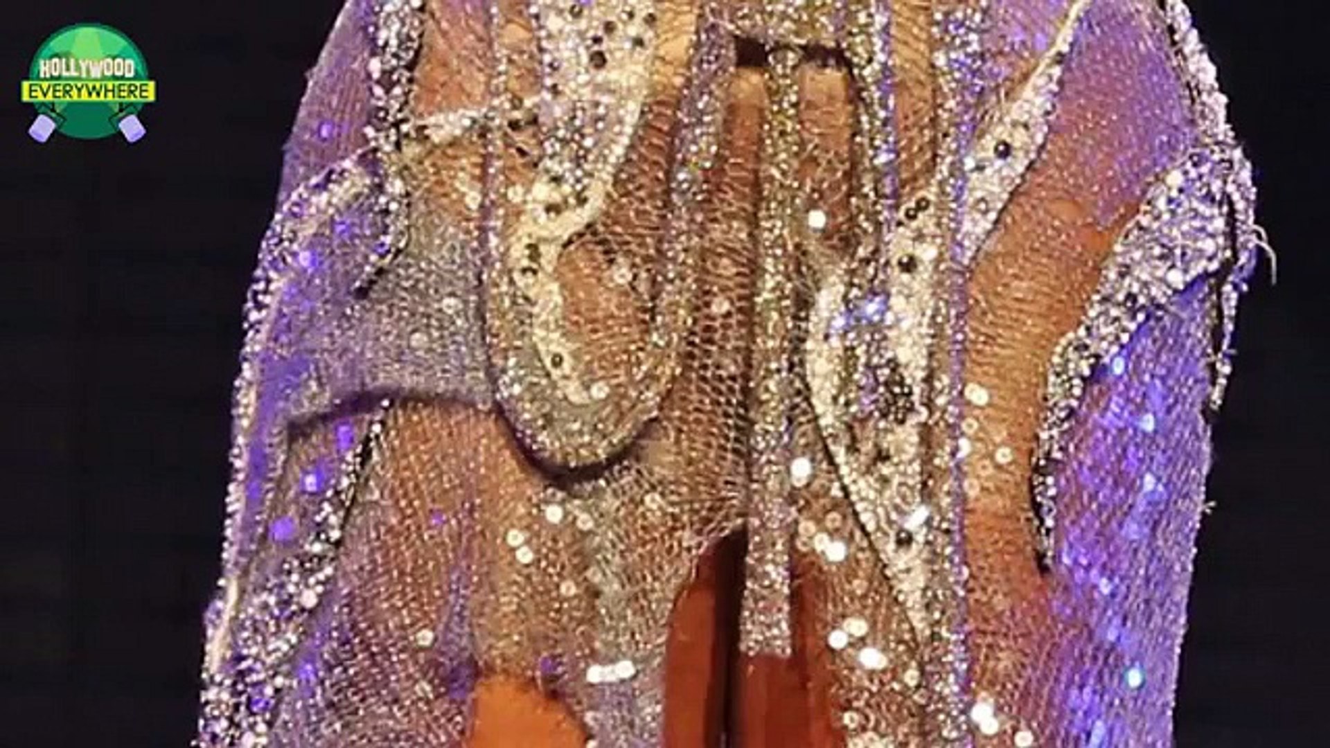 ⁣Nicki Minaj Suffers NIP SLIP On Stage