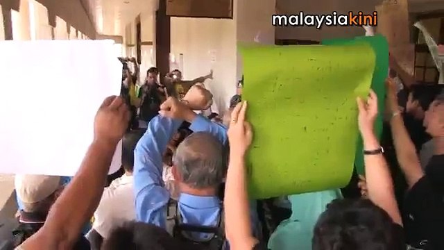 Gov't raises objection to Lynas legal challenge