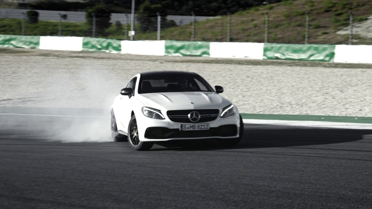 La nouvelle Mercedes C 63 AMG Coupé sur circuit