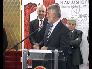 Rama bashkon  Ahmetin dhe Thaçin?!